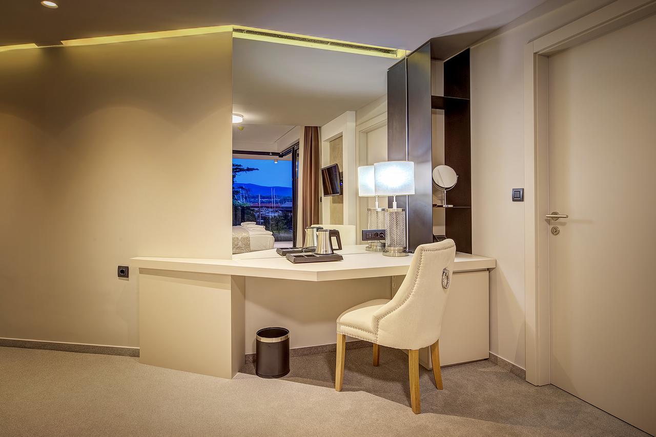 Hotel Maritime Đảo Krk Ngoại thất bức ảnh